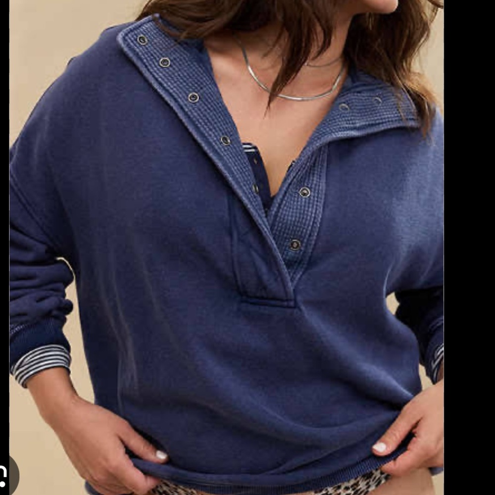 Aerie Oh Snap! Sweatshirt  denim color / faded blue